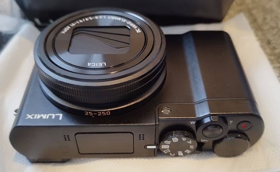 値下げ　Panasonic LUMIX DMC-TX1