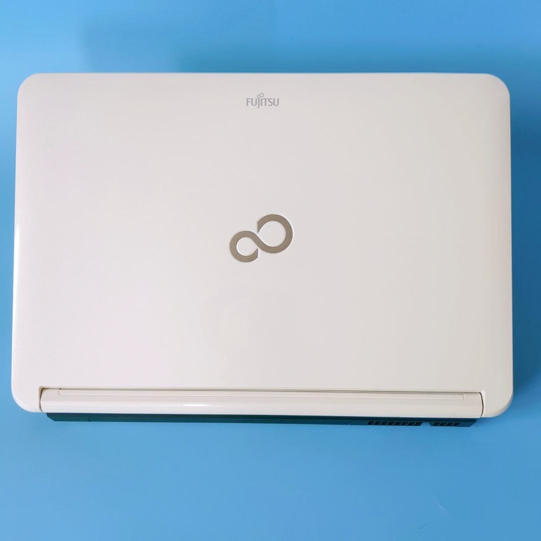 新品SSD爆速⭐カメラ付⭐メモリ8GB✅届いてすぐ使える設定済！白ノートパソコン