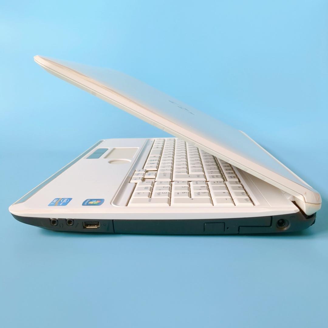 新品SSD爆速⭐カメラ付⭐メモリ8GB✅届いてすぐ使える設定済！白ノートパソコン