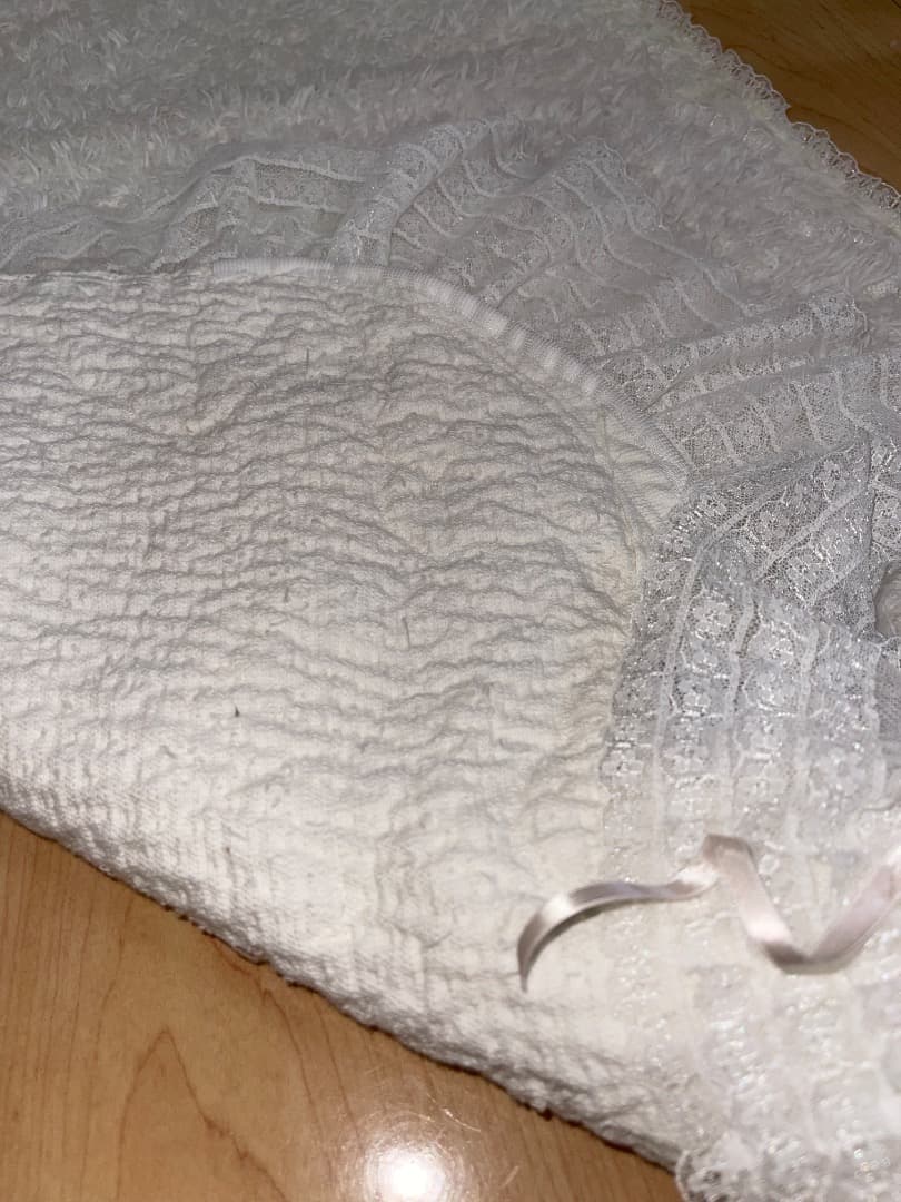 さえら、ヒスクローネの豪華レースマット