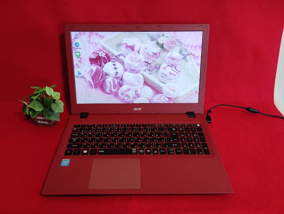 赤と黒のツートン★Acer ノートPC Windows11 8GB メモリ