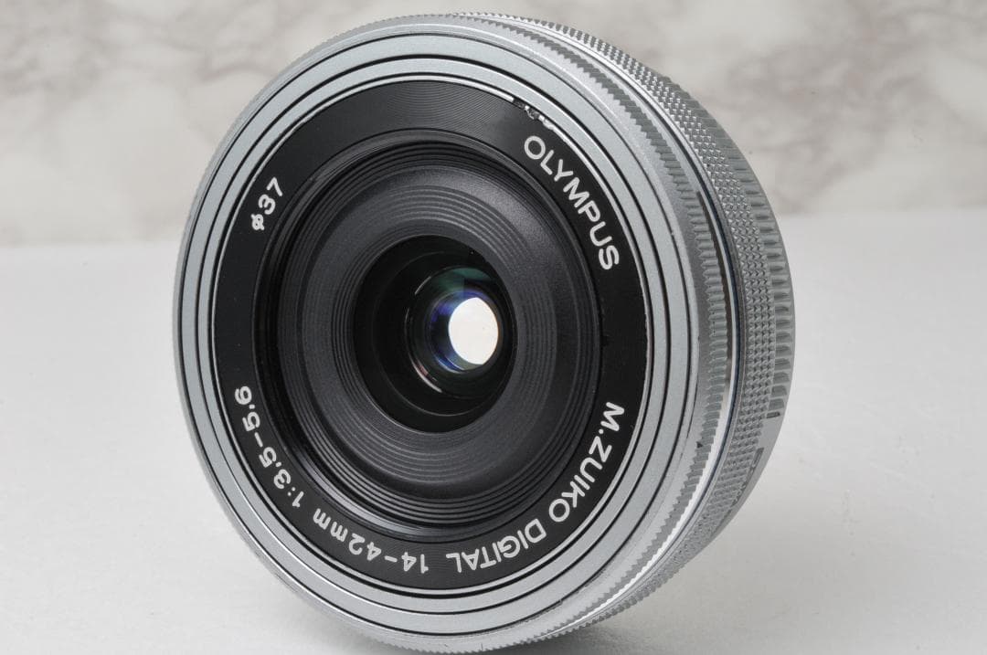 Canon EF-S 55-250mm IS⭐️望遠レンズ 手ぶれ補正 ズーム