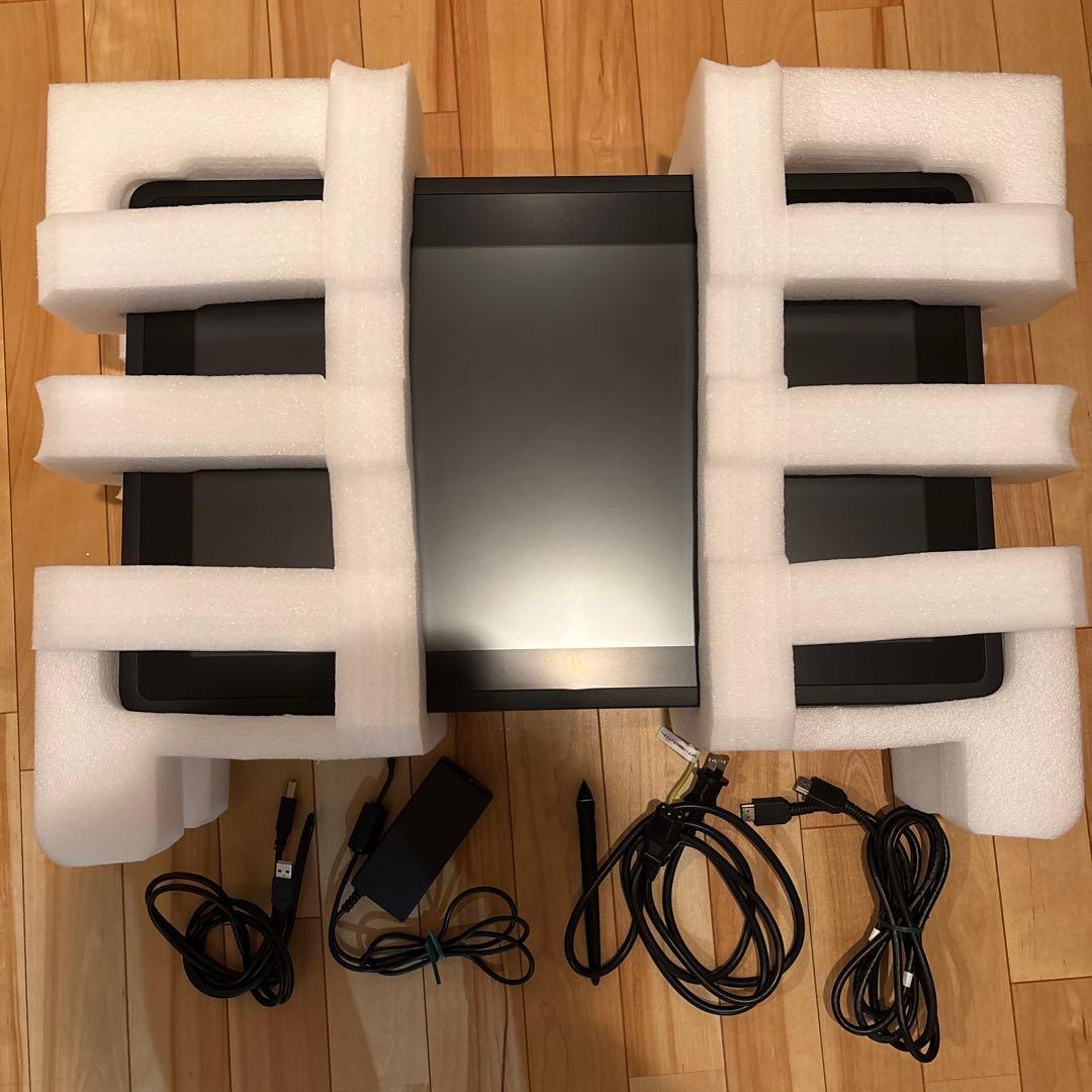 (未使用品) Wacom Qintiq22 セット