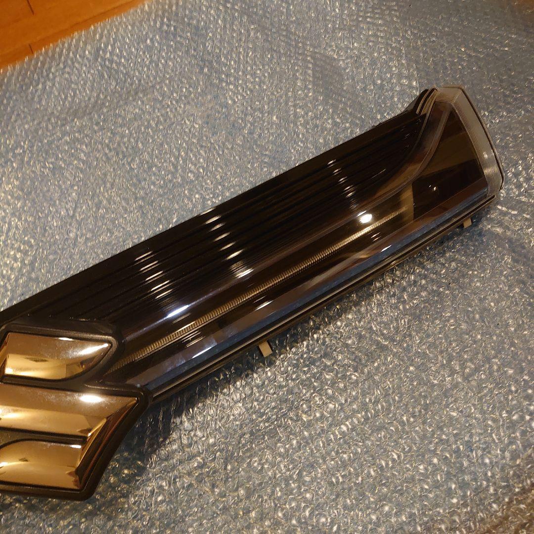 SUZUKI スズキ　ソリオフロントグリル