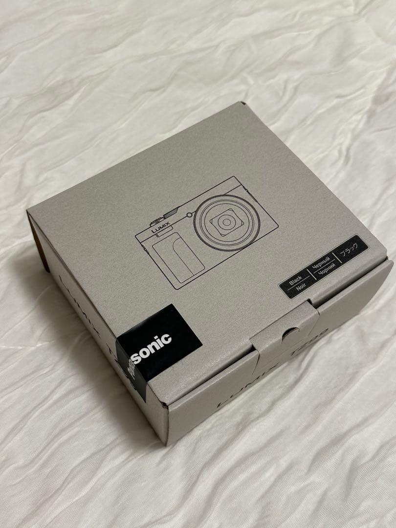 新品未使用　Panasonic LUMIX DCTZ99W