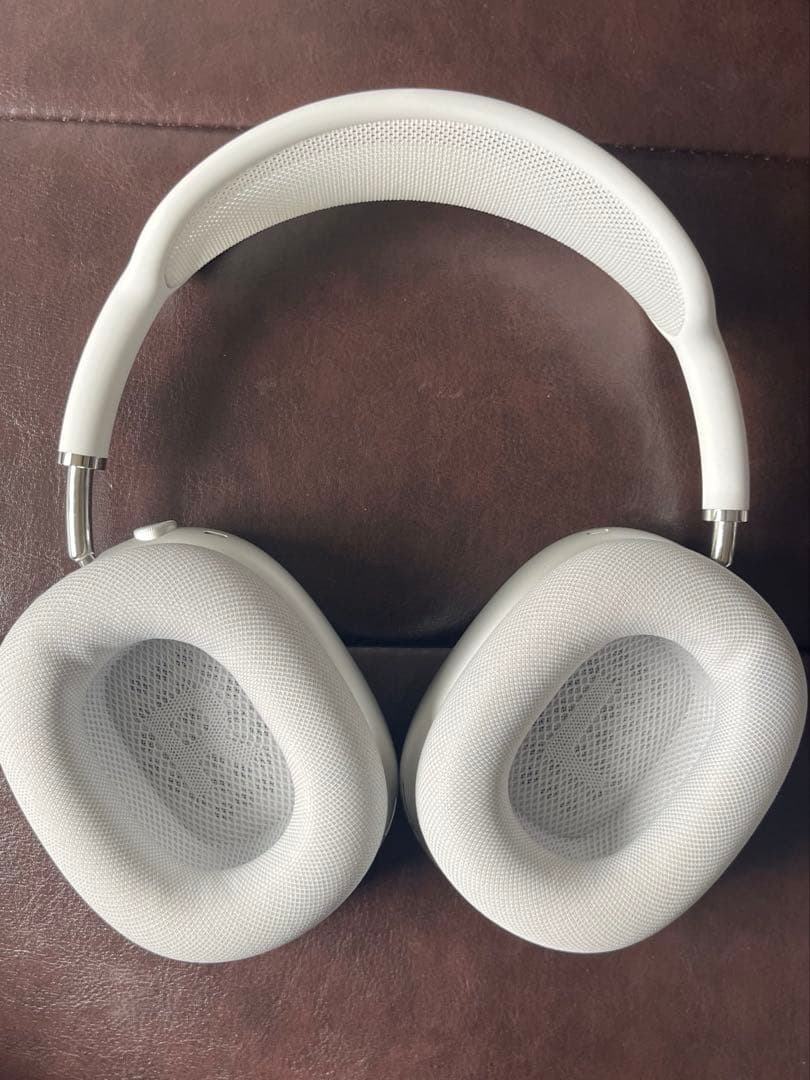 プ*ャ様 AirPods Max 本体 ケース付き ホワイト