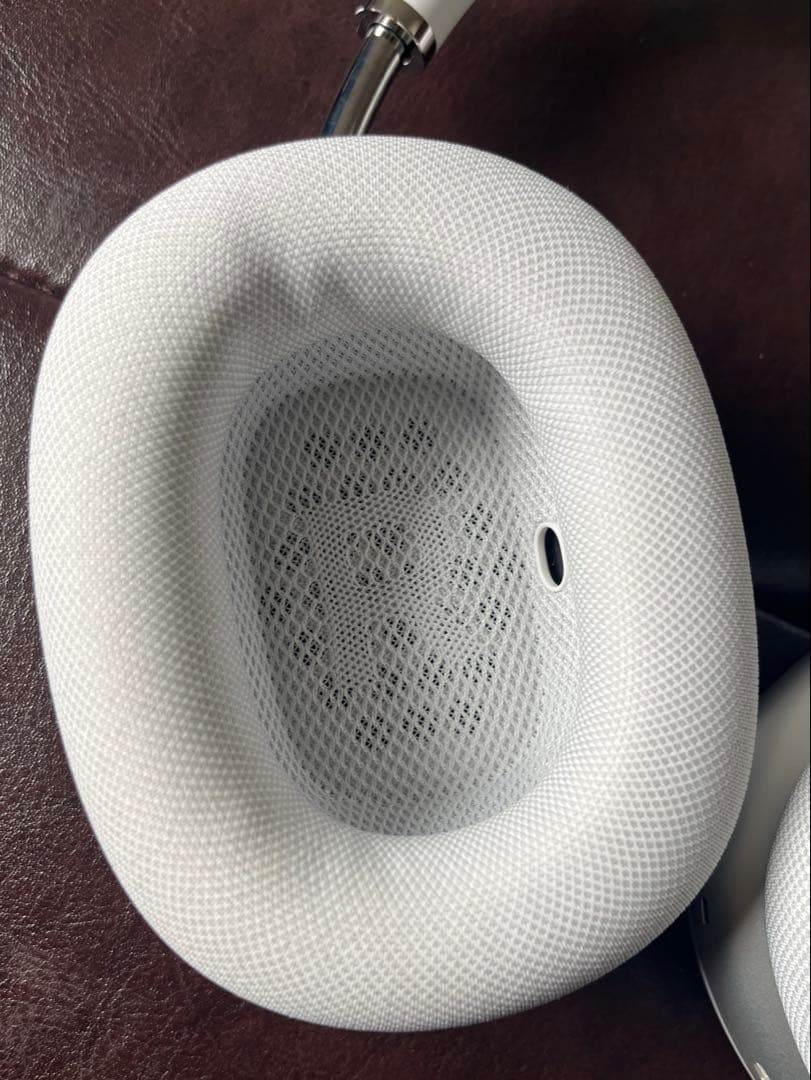 プ*ャ様 AirPods Max 本体 ケース付き ホワイト