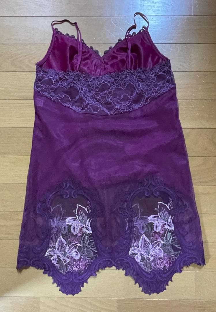 サルート 店舗限定 82G 高級 ロングキャミソール　L-85　ＷＩ used