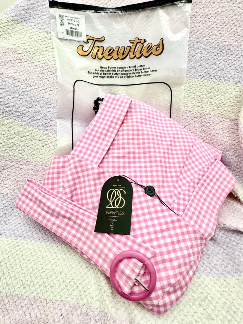 TNEWTIES「隣人から芝刈り機を借りた」 ワンピース　サイズS