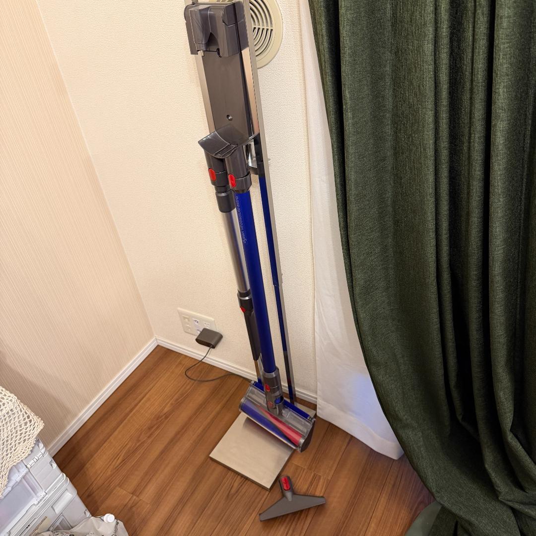 き*き様 ダイソン スティッククリーナー 本体 スタンド付き