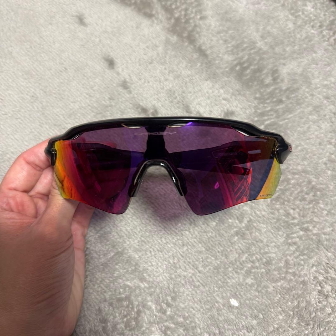 Oakley スポーツサングラス グラデーションレッド