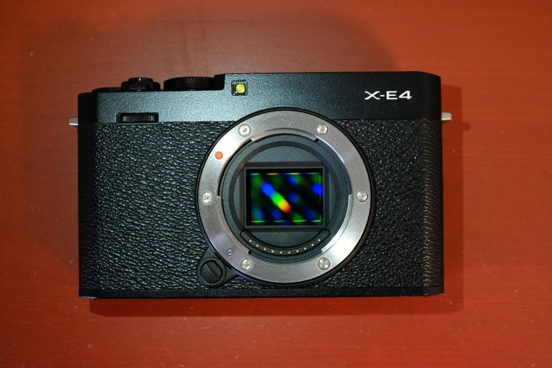 【美品】Fujifilm X-E4 ミラーレス一眼 本体+純正オプション多数