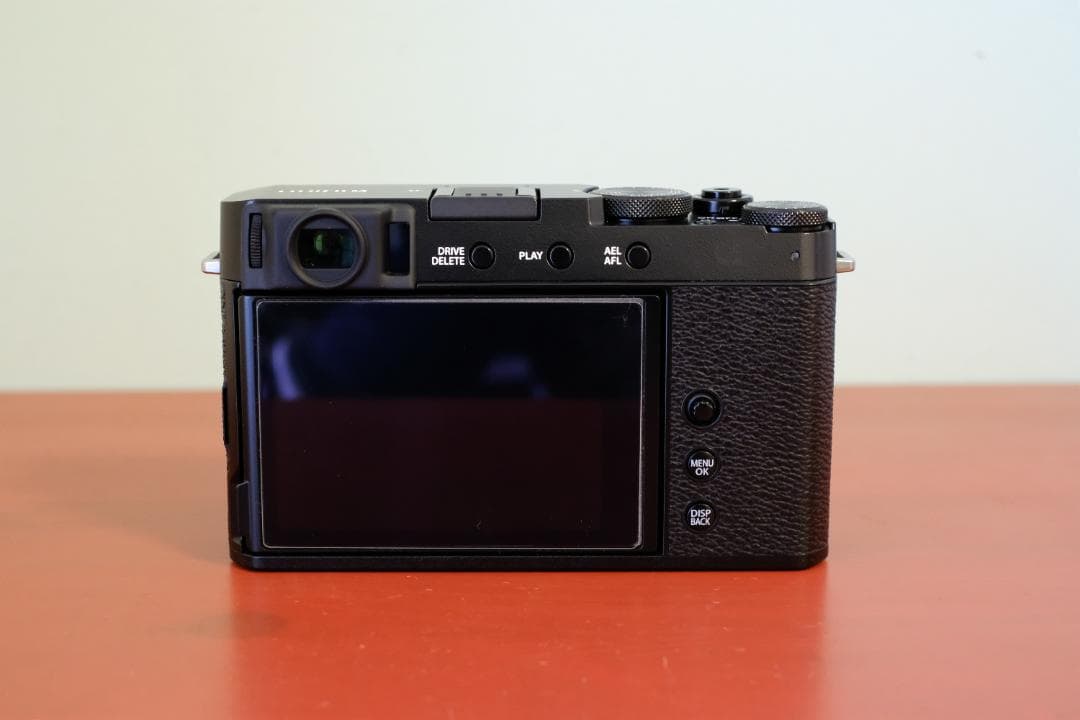 【美品】Fujifilm X-E4 ミラーレス一眼 本体+純正オプション多数