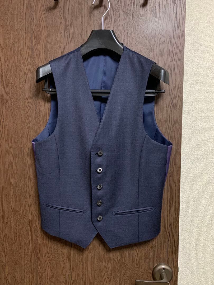 A4新品未使用！極上高級イタリアREDAウール100%ネイビー無地3ピーススーツ