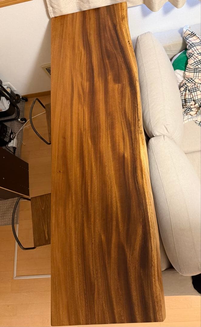 モンキーポッドカウンターテーブル　スツール付き