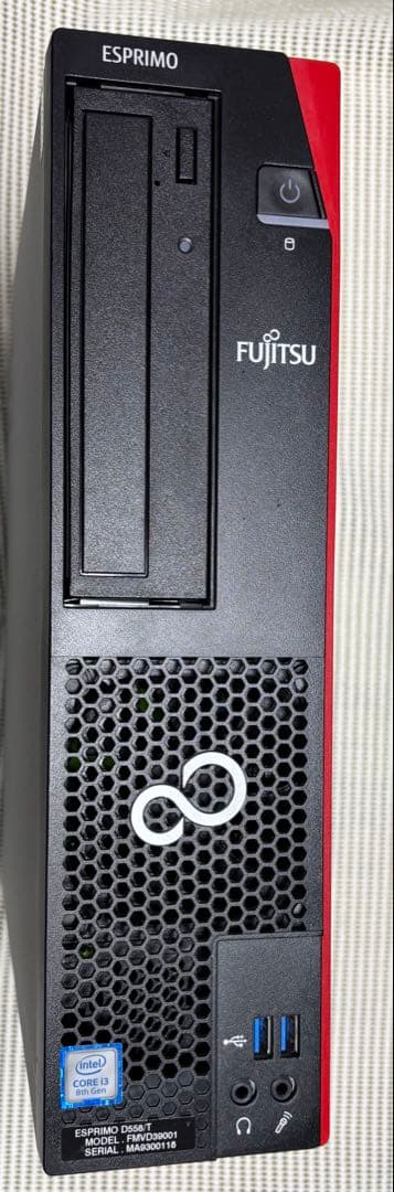 Windowsデスクトップ ESPRIMO D558/T i3-8100 240GB 8GB