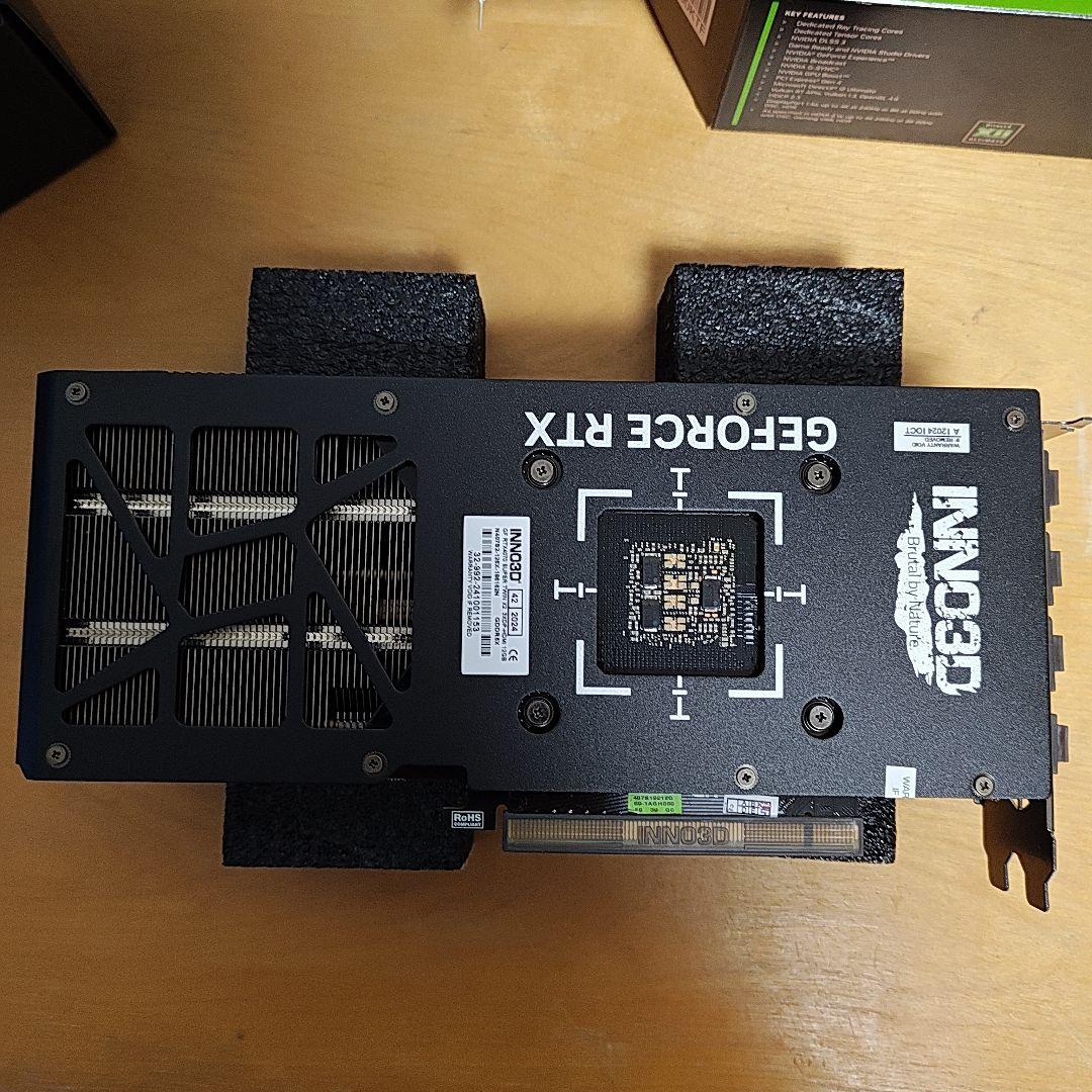 グラフィックボード・グラボ・ビデオカード INNO3D GeForce RTX 4070 Super 12GB