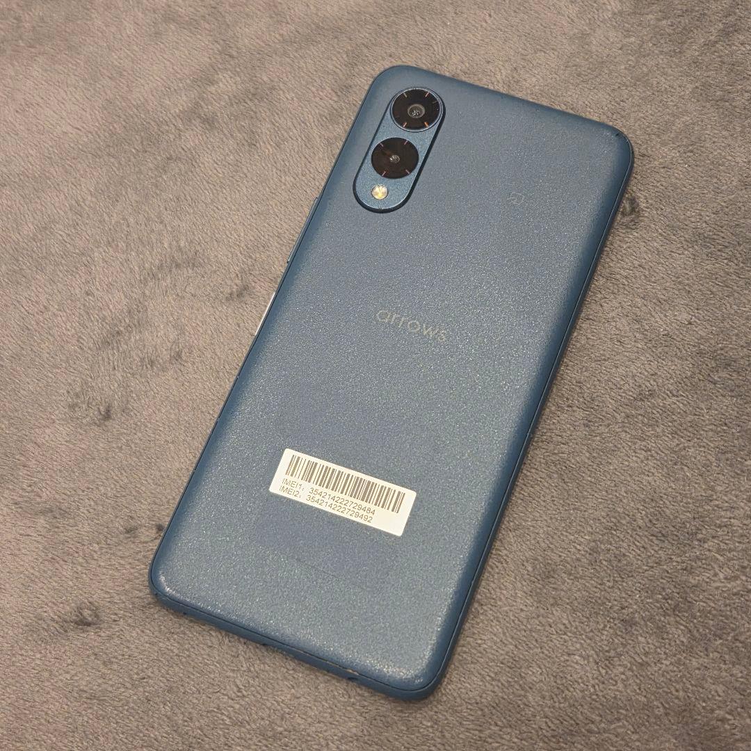 arrows F-52E ネイビーブルー SIMフリー 使用少なめ美品 FCNT