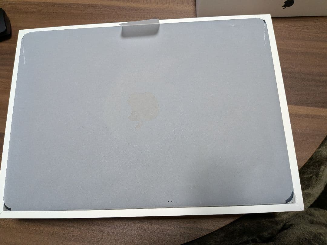 MacBookAir M2チップ ミッドナイト256GB　値下げ交渉可能