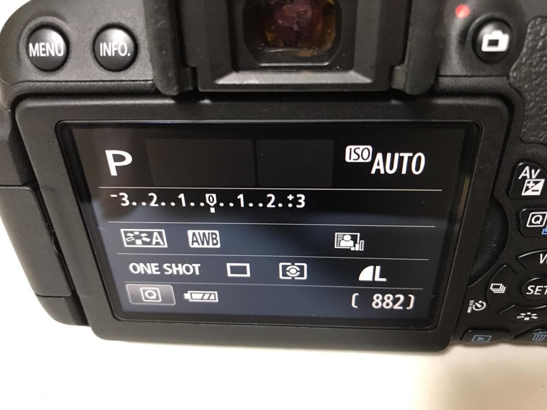 Canon EOS Kiss X7i デジタルカメラ ダブルレンズキット セット