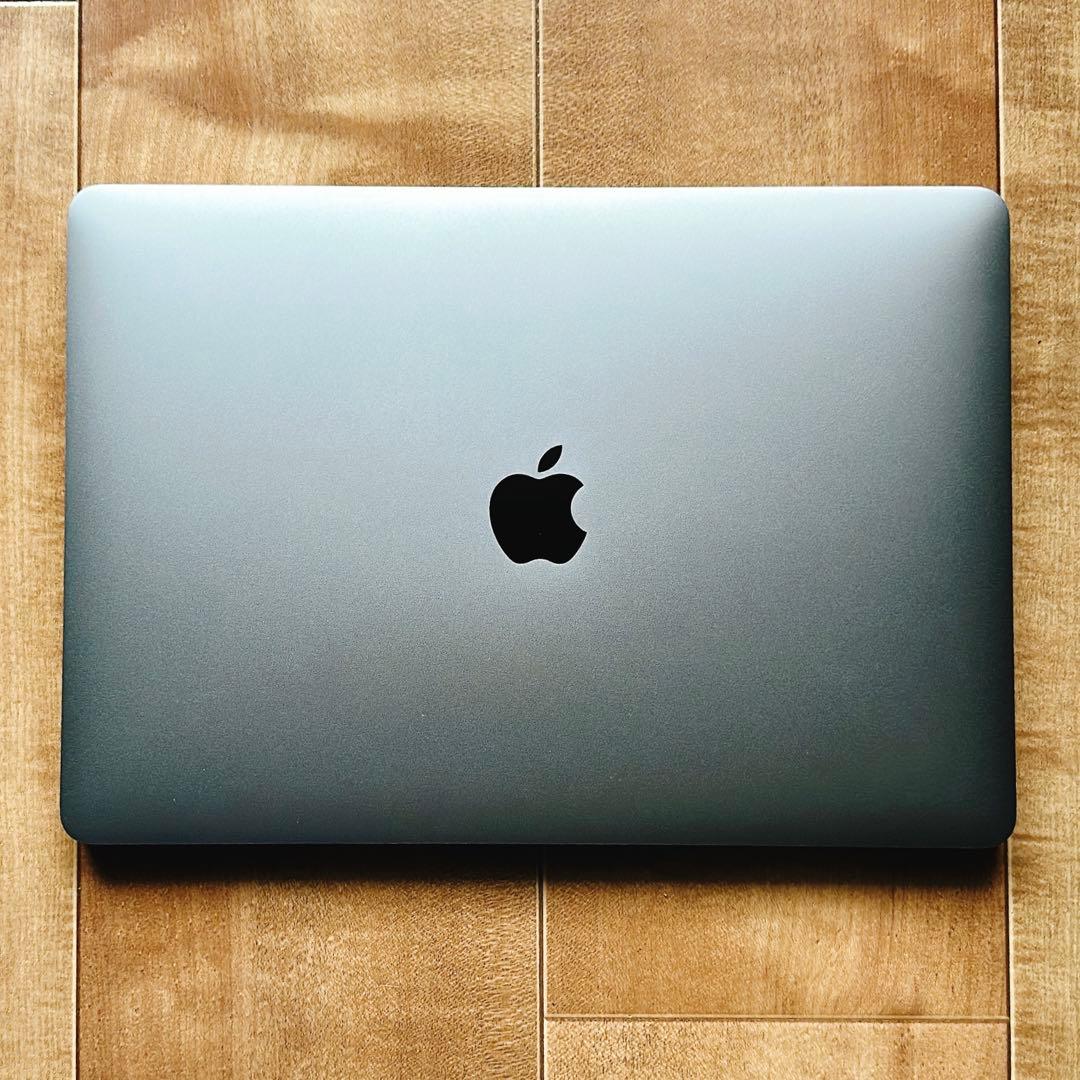 MacBook Air 2020 M1チップ 13インチ A2337