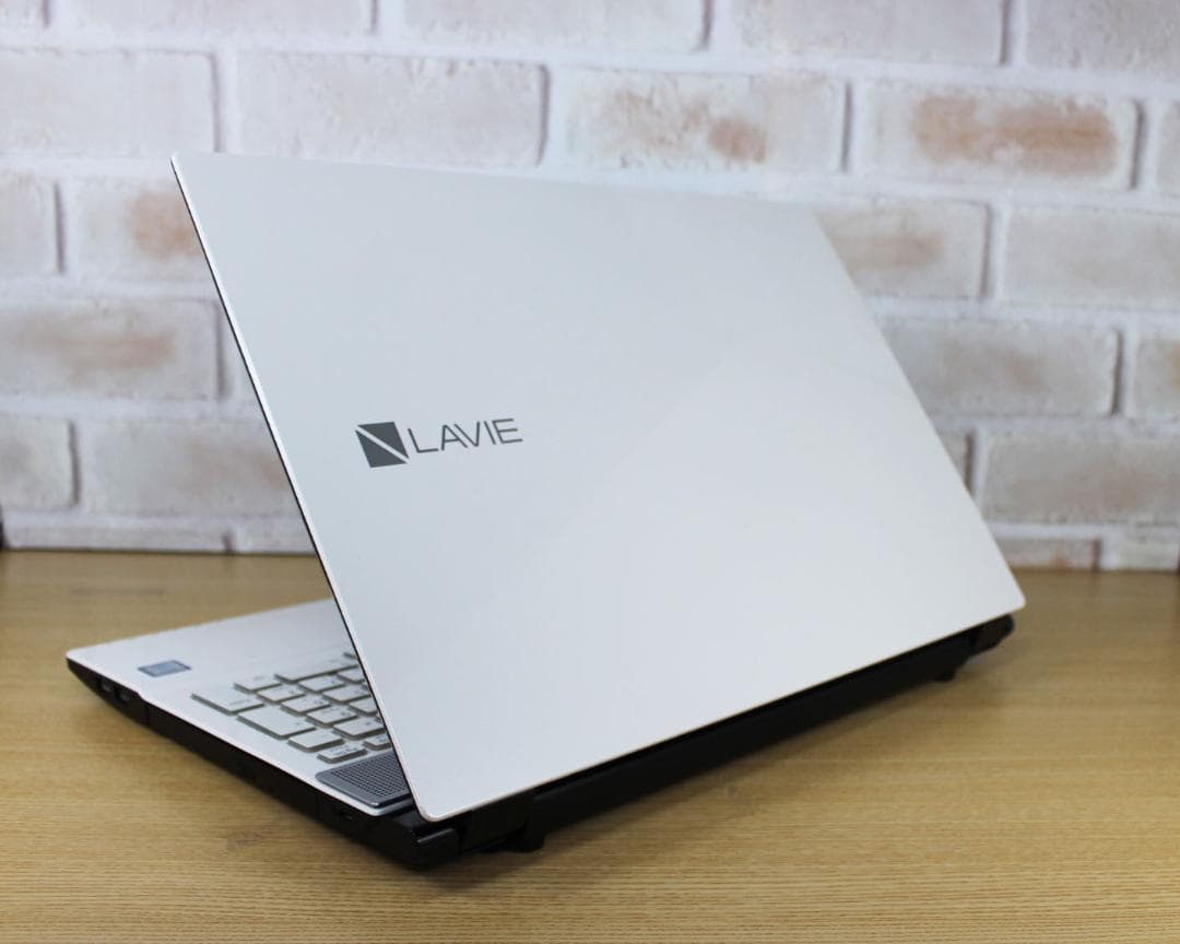 ✨Core i7 タッチパネル✨メモリ16G✨SSD オフィス付 ノートパソコン