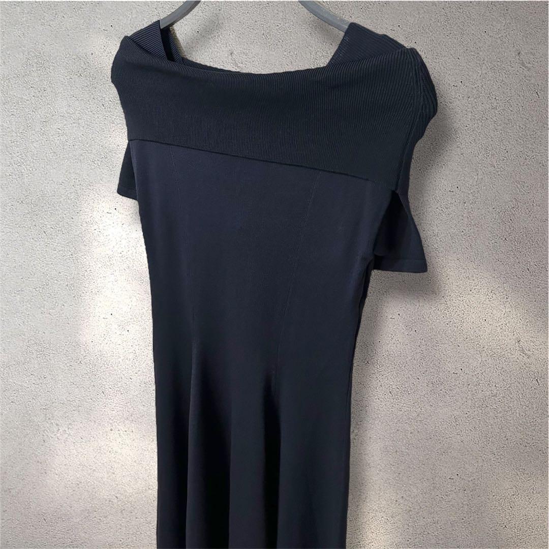 新品未使用 タグ付き オフショルダー　フレアニットワンピース ネイビー L