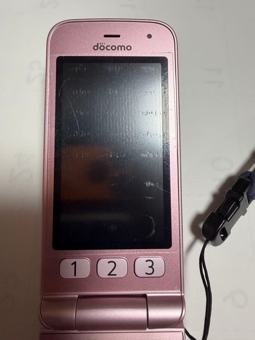docomo F-01M 中古品　らくらくフォン