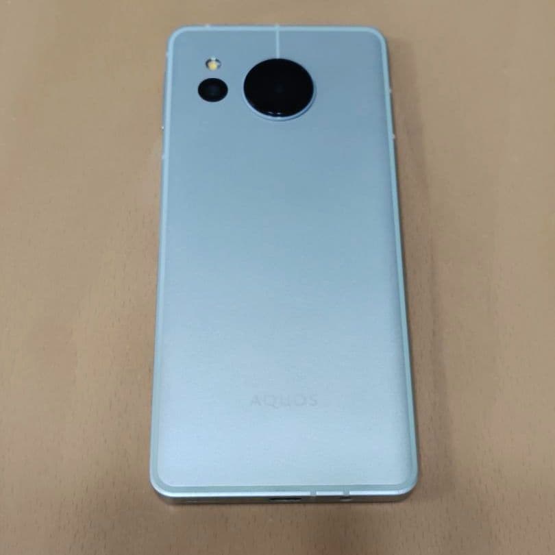 【ジャンク品】AQUOS SENSE8 SHG11 ペールグリーン　本体
