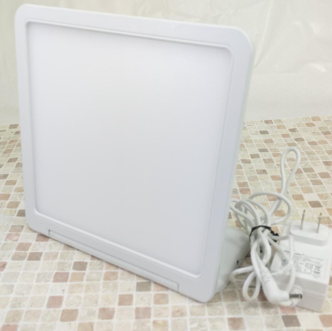 MOON MOON ムーンムーン　トトノエライト 光目覚まし時計　GQ-L3