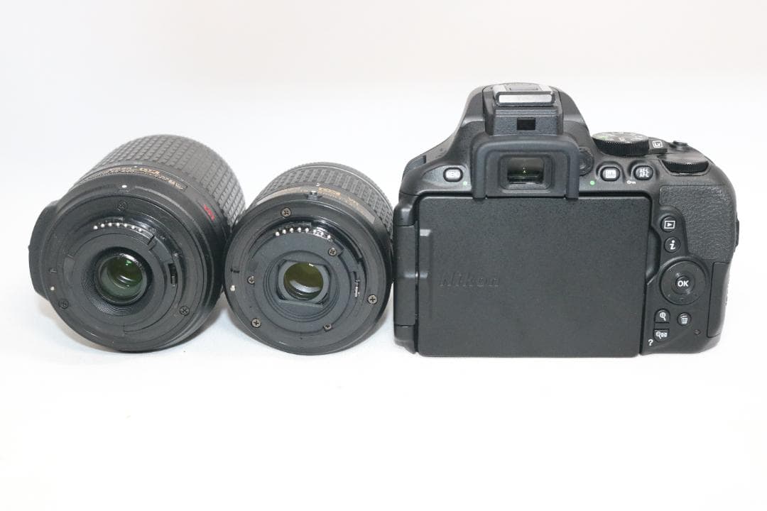 ⭐シリーズ最新！⭐Nikon D5600 望遠レンズセット⭐
