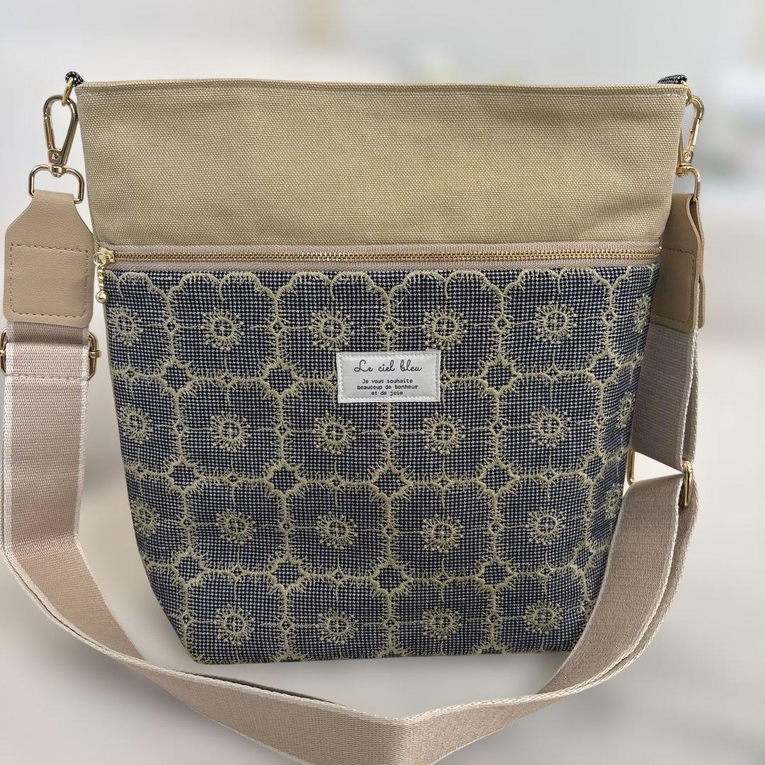 ミナペルホネン　Anemone と８号帆布 ショルダーバック　ハンドメイド