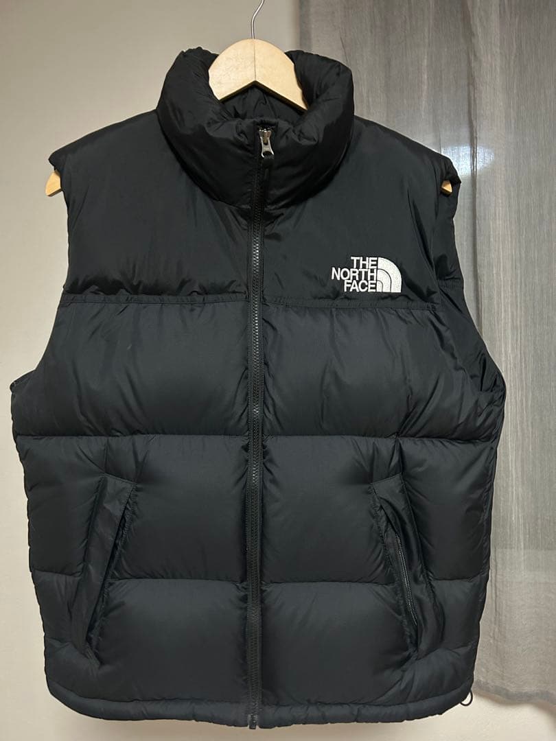 【超美品】THE NORTH FACE ヌプシブラック ダウンベスト　Ｍサイズは