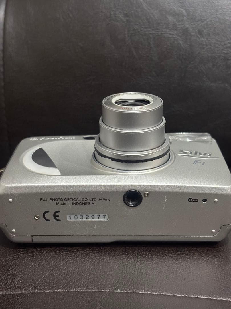 【動作良好】FUJIFILM コンパクトカメラ Silvi Fi