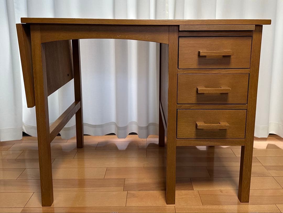 尼赤ずきん　unico noteデスク