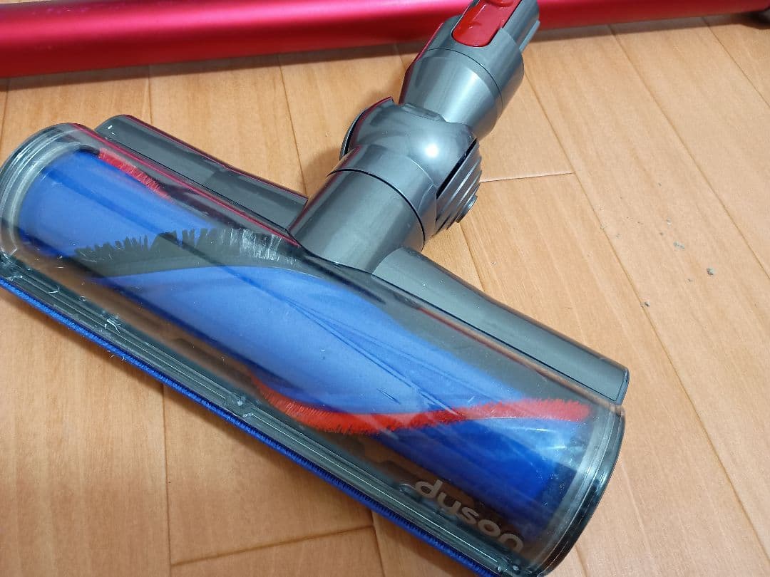 Dyson V11 Fluffy SV14　ダイソン　コードレス掃除機