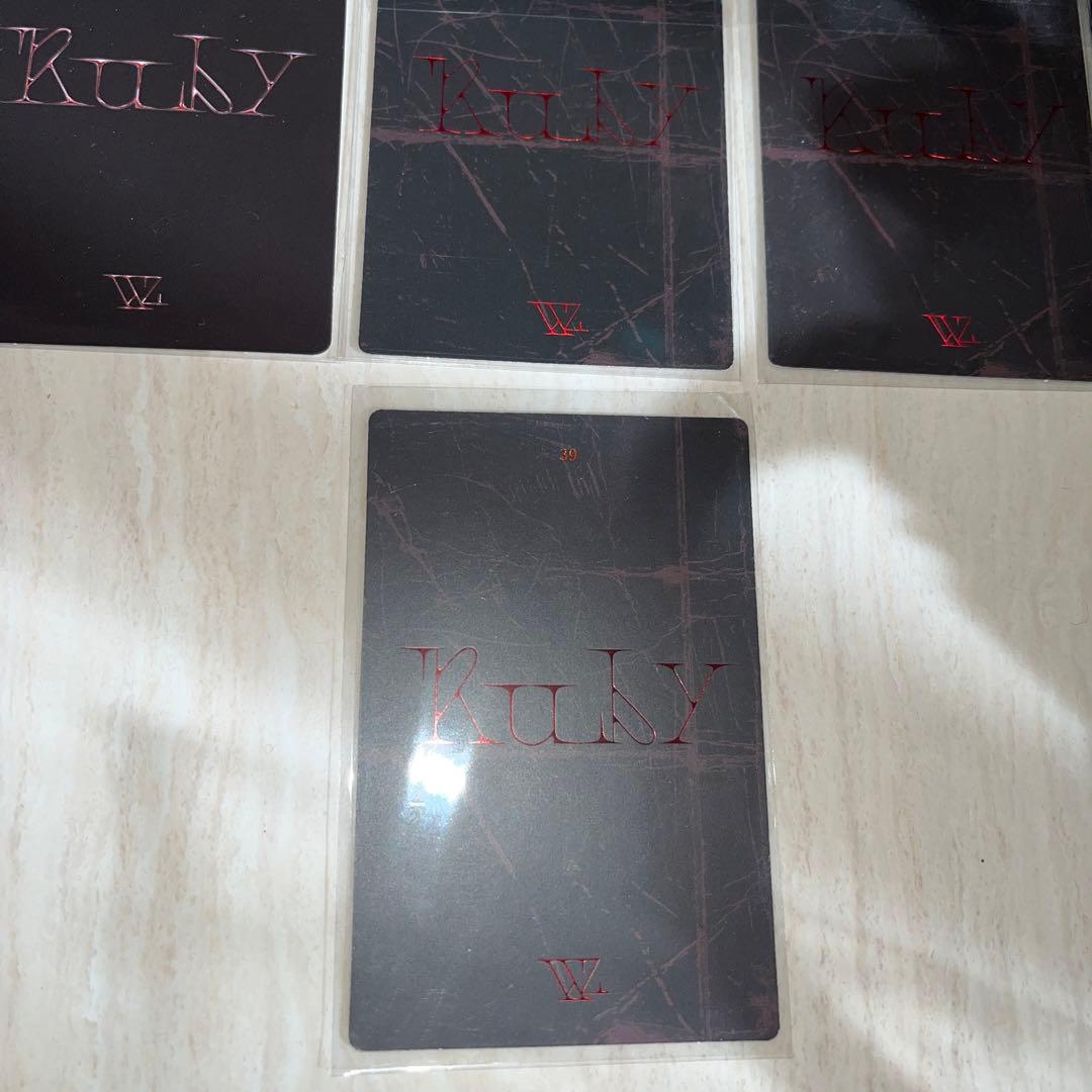 d*4様 SEVENTEEN Ruby トレカ ウジ