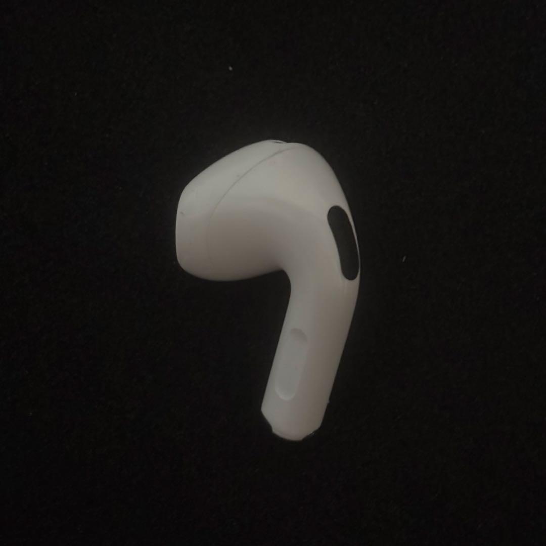 AirPods4 本体 ホワイト ノイズキャンセリング