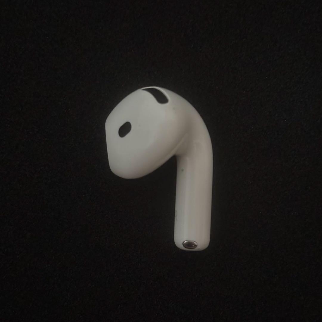 AirPods4 本体 ホワイト ノイズキャンセリング