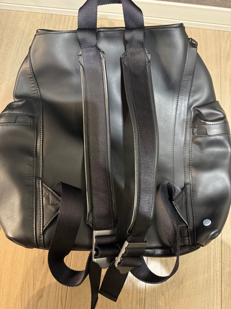 HUNTER ラバライズドレザーリュック