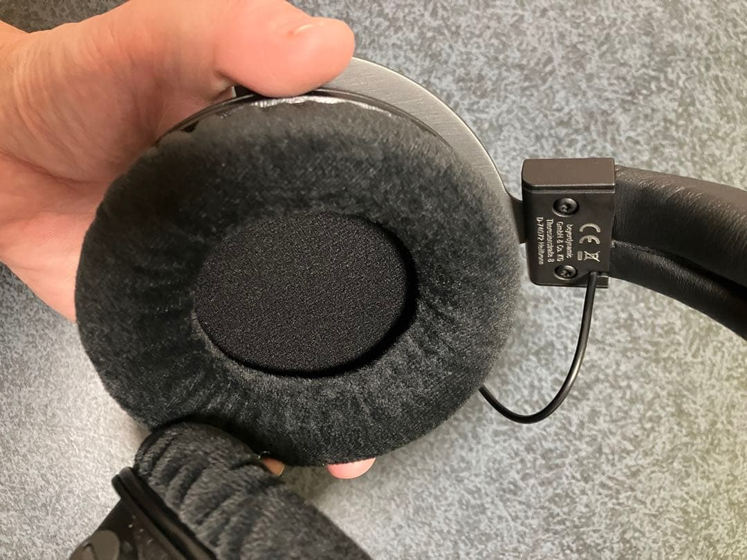 ヘッドホン beyerdynamic DT 1990 PRO