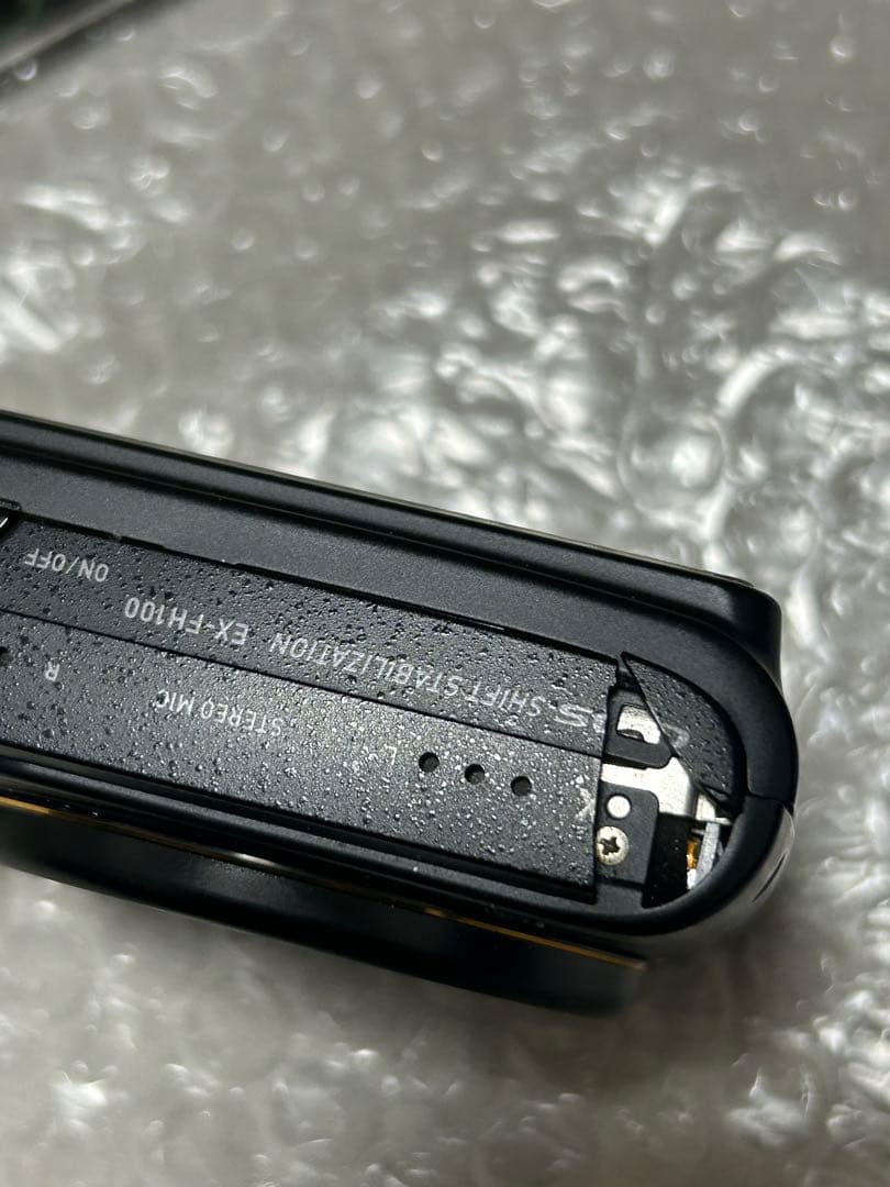 Canon IXY CASIO EXLIM デジカメ2点