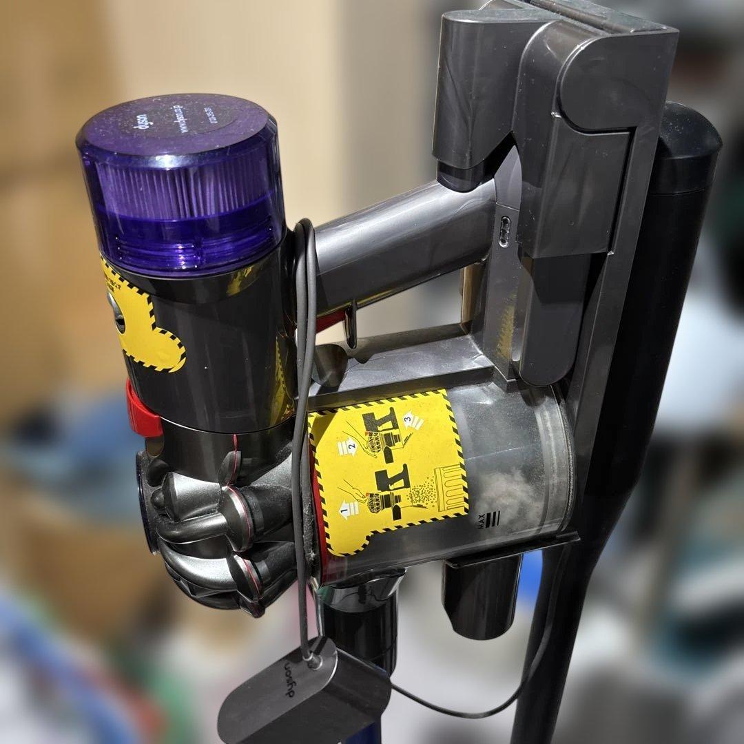 dyson SV 10K コードレスクリーナー