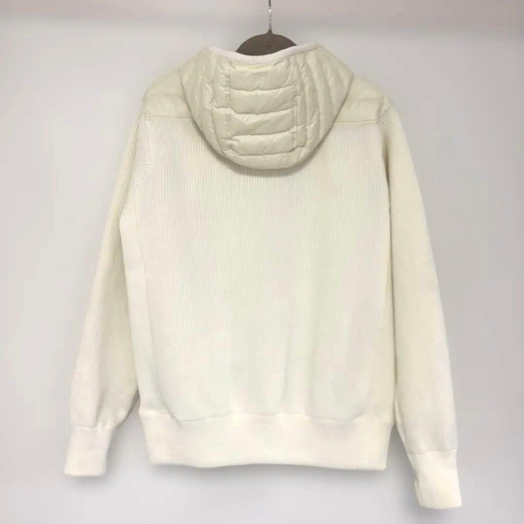 ホワイト フード付きダウンジャケット