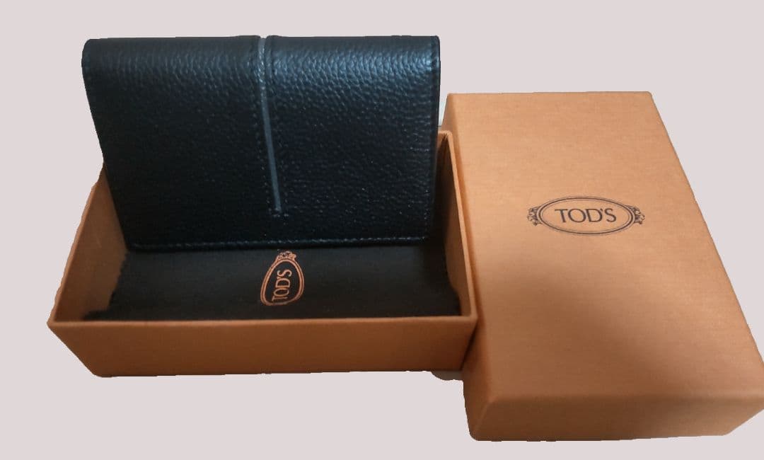 TOD'S ブラック レザー 名刺入れ 箱付き
