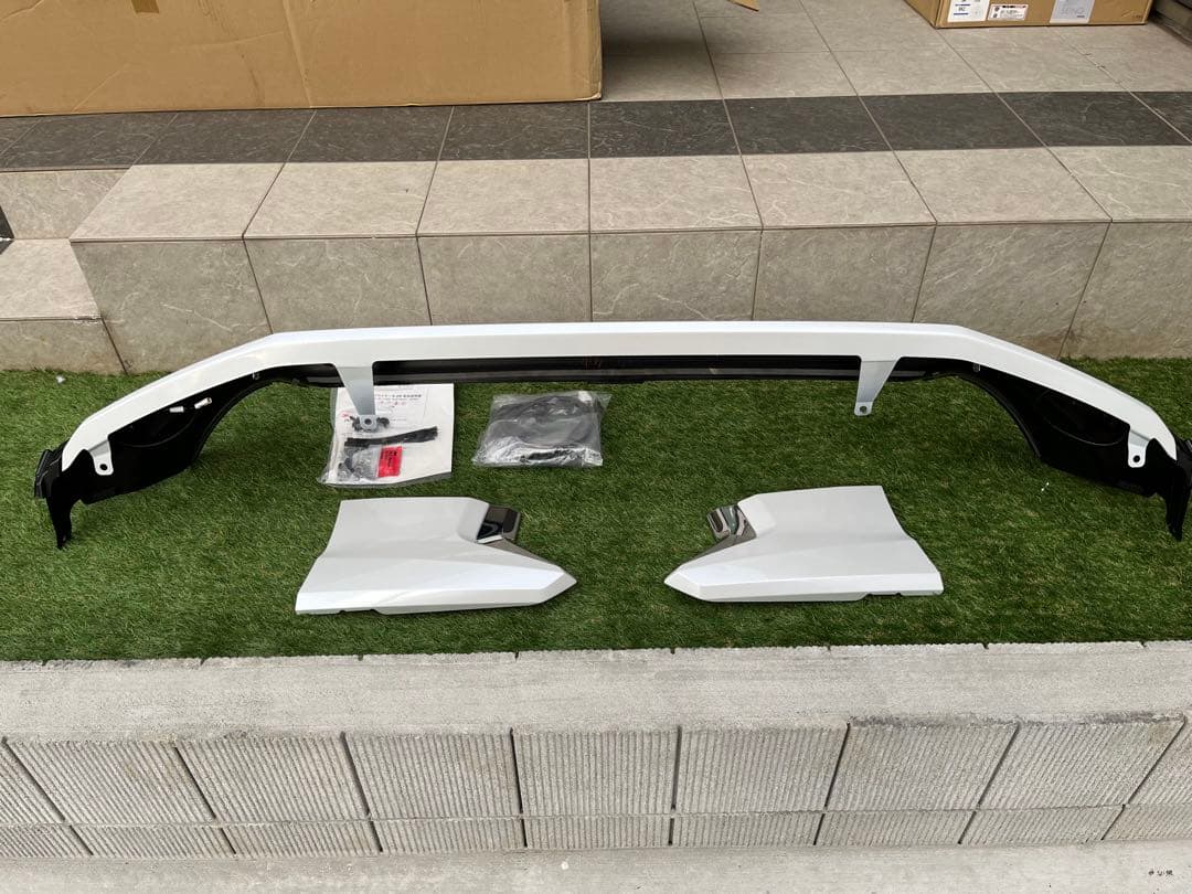 TOMI モデリスタ ヴェルファイア 40 フロント スポイラー ホワイト