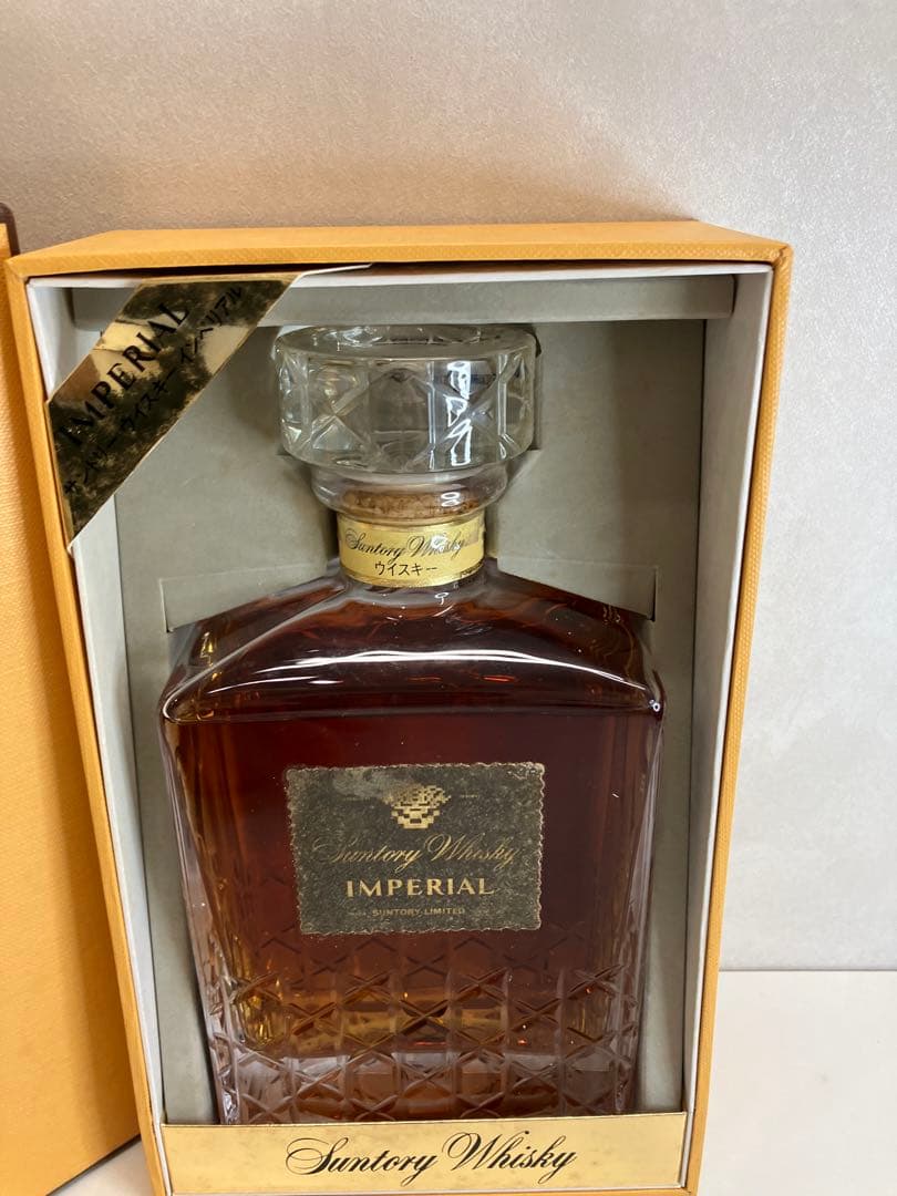 サントリー インペリアル ウイスキー 箱付き 【A614】