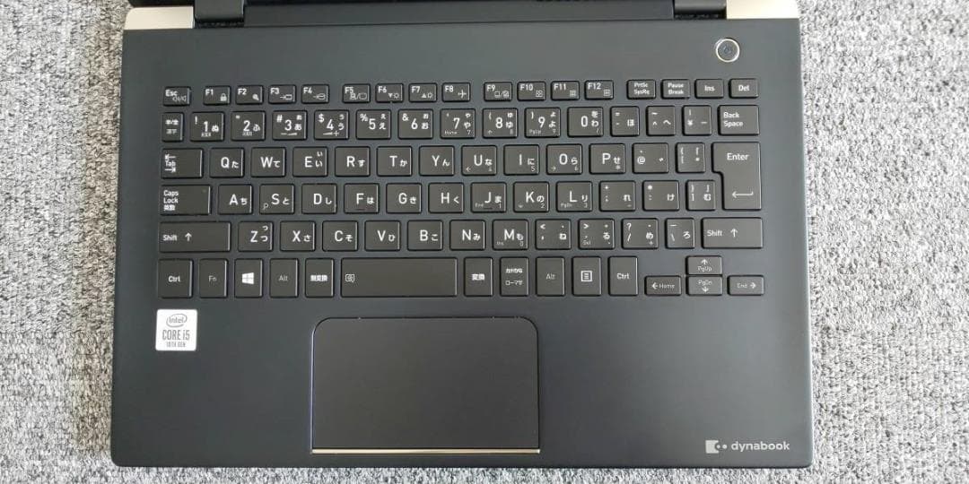 美品 超軽量 779g 2020年度モデル dynabook 第10世代