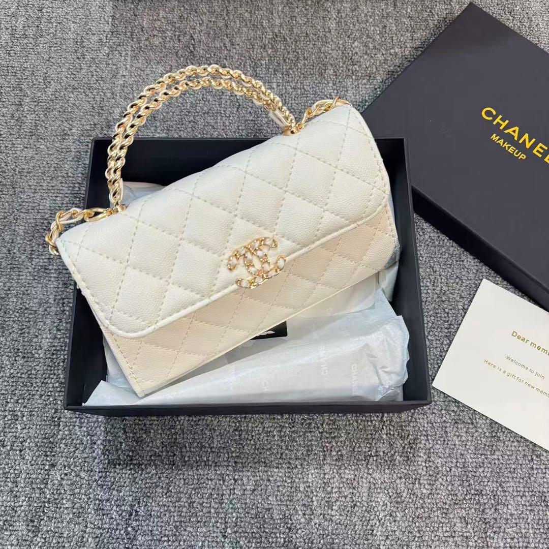 VIP限定 ノベルティ チェーンショルダーバッグ ホワイト