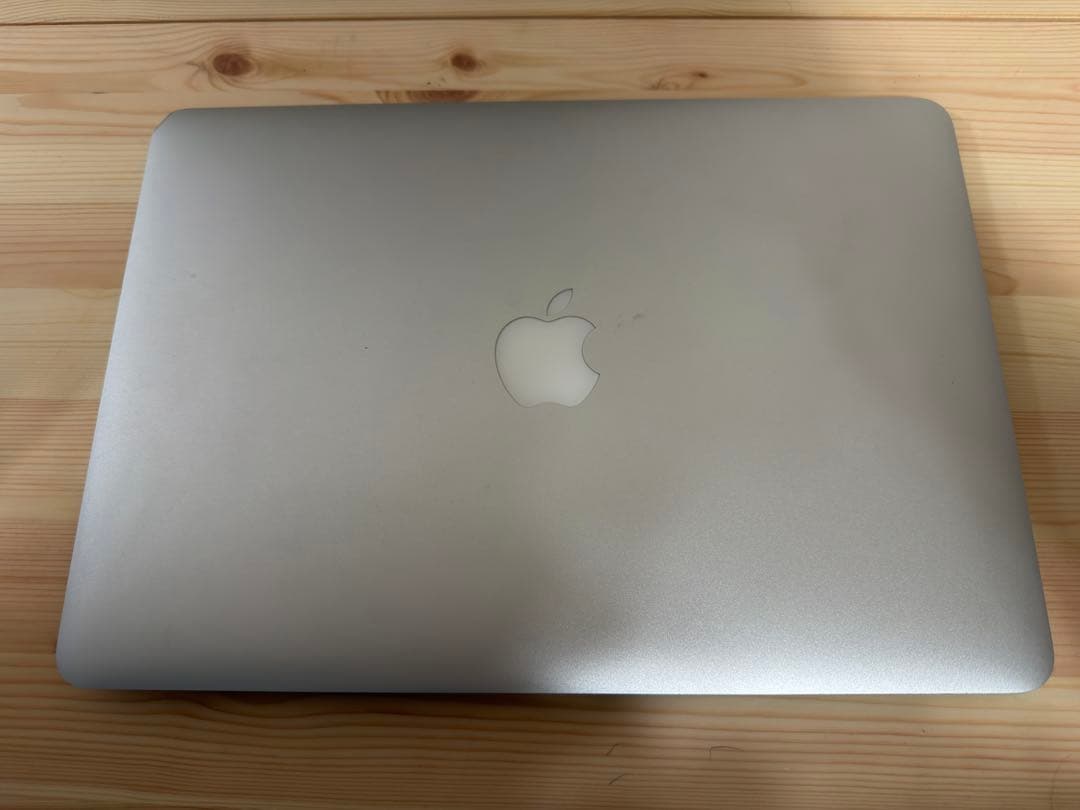 MacBook Air 13 2014 /i5/4GB/128GB/充放電111